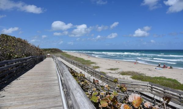 Top HVAC system replacement service company in North Palm Beach FL - Awesome place for a walk and swim at North Palm Beach FL